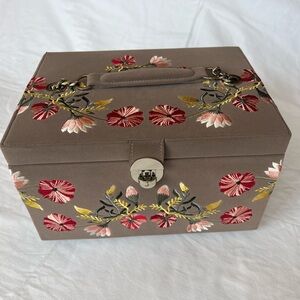 Wolf Zoe medium jewelry box